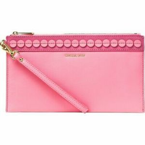 Super cute MK Analise Wristlet
